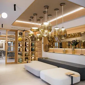 Myr Puerta Serranos ホテル 4*