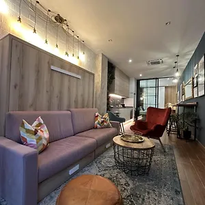 Magnifica Vivienda A Estrenar Junto A Plaza Espana Valencia
