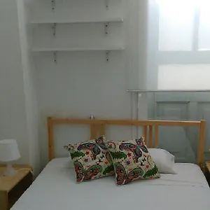 Up Station Hotel 2*