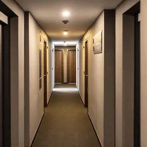 شقة فندقية Ramirez Flats 4*