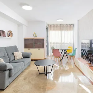 Piso Familiar Cerca Del Centro, Ac Y Wifi Gratis Valencia