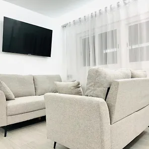 Apartment Avakian *