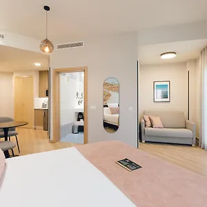 Palau & Aparthotel