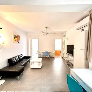 Apartment Malvarrosa *