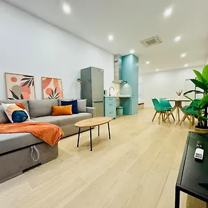 Flat B - Wide & Beautifull Flat Near Historic Center