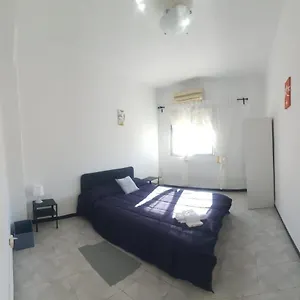 Matrimonio Espaciosa En Vivienda Compartir Valencia