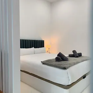 1 Of Arts And Science Fast Wifi 1 Appartement *