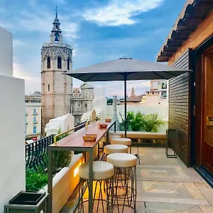 Hotel Reina 2*