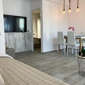 Coqueto De Playa Con Piscina Y Terraza Apartamento