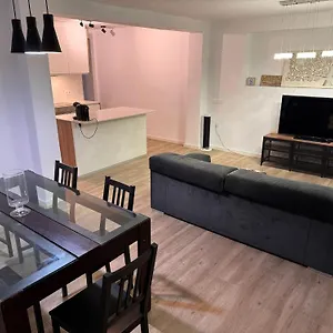 Acogedor Apartamento En El Centro De La Ciudad Apartment *
