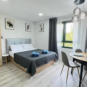 Apartment Versus Near Of Arts Iii *