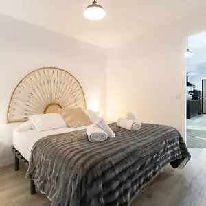 Apartment Ln4 - Loft Espacioso Y Acogedor Estudio Cerca Del Metro Zona Ayora *