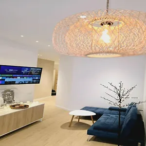 Cozy Retreat In Heart Of Perfect For Couples N Families * Valencia