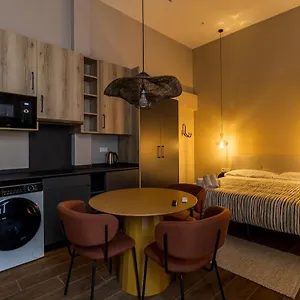 Premium By The Turia River 3